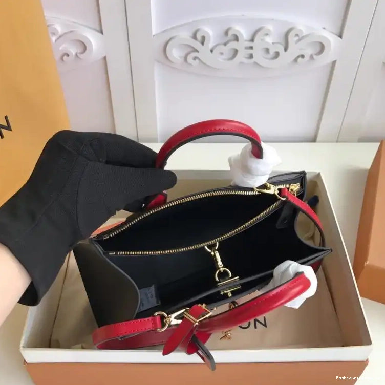 Fashionreps Bags 19B570376 LV 0809